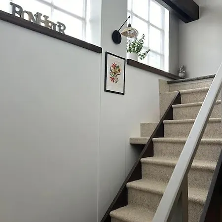 - Apartment Saint-Ellier-du-Maine